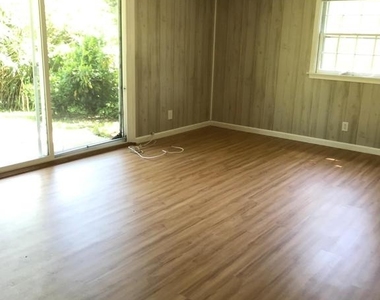 6218 Nelway Drive - Photo Thumbnail 22