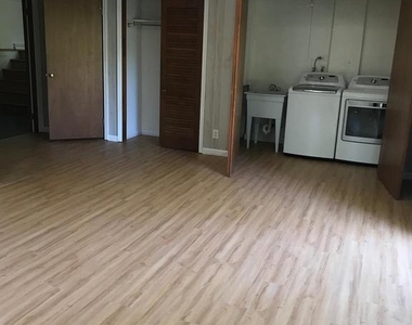 6218 Nelway Drive - Photo Thumbnail 24