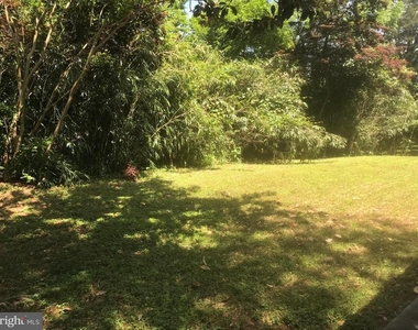 6218 Nelway Drive - Photo Thumbnail 2