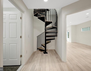 1108 Bellview Road - Photo Thumbnail 13