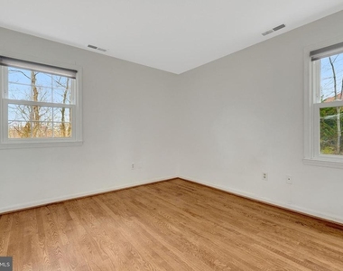 1108 Bellview Road - Photo Thumbnail 32