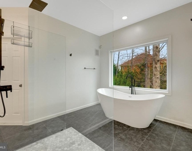 1108 Bellview Road - Photo Thumbnail 19