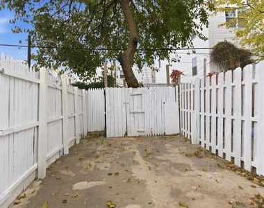 2625 Braddock Street - Photo Thumbnail 1