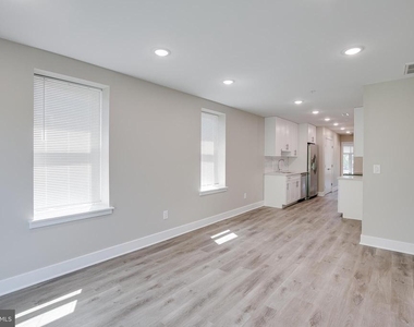 2015 N College Avenue - Photo Thumbnail 3