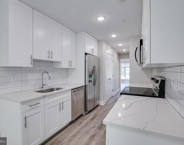 2015 N College Avenue - Photo Thumbnail 18