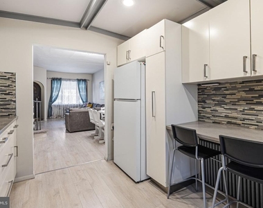 1320 Mifflin Street - Photo Thumbnail 6