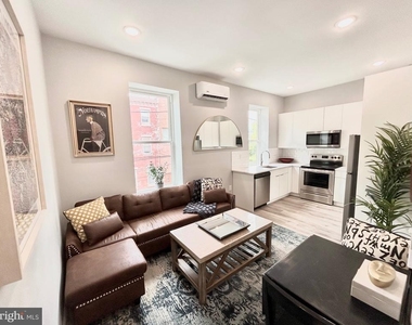 1233 N 6th Street - Photo Thumbnail 2