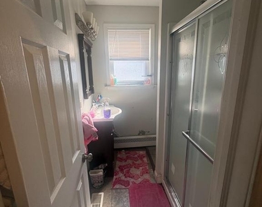 946 Faunce Street - Photo Thumbnail 2