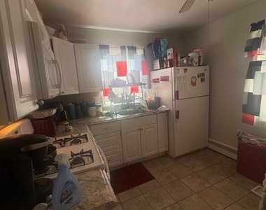 946 Faunce Street - Photo Thumbnail 3