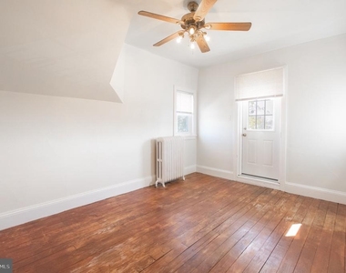 401 W Washington Street - Photo Thumbnail 14