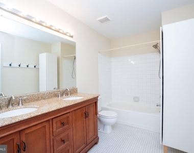 6202 Cedar Court - Photo Thumbnail 16