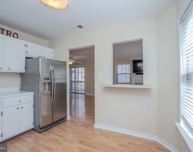 6202 Cedar Court - Photo Thumbnail 8
