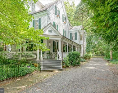 315 Chestnut Street - Photo Thumbnail 3