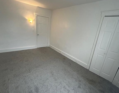 30 Amboy Avenue - Photo Thumbnail 12