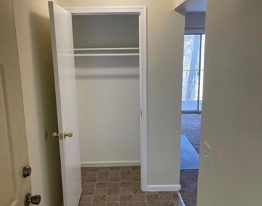 20253 Shipley Terrace - Photo Thumbnail 7