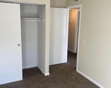20253 Shipley Terrace - Photo Thumbnail 15