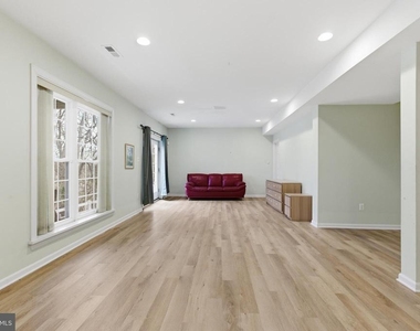2928 Marlow Farm Terrace - Photo Thumbnail 17