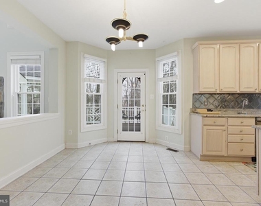 2928 Marlow Farm Terrace - Photo Thumbnail 13