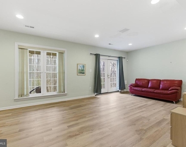 2928 Marlow Farm Terrace - Photo Thumbnail 19