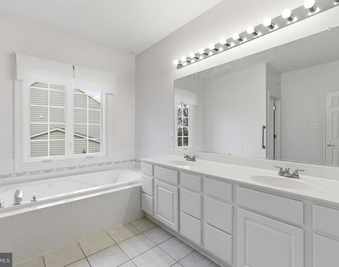 2928 Marlow Farm Terrace - Photo Thumbnail 33