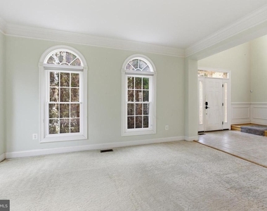 2928 Marlow Farm Terrace - Photo Thumbnail 5