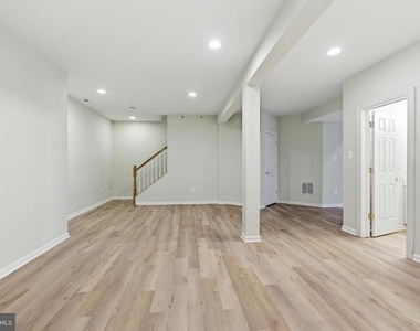2928 Marlow Farm Terrace - Photo Thumbnail 16