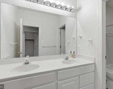 2928 Marlow Farm Terrace - Photo Thumbnail 35