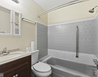 11100 Markwood Drive - Photo Thumbnail 13