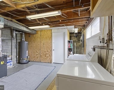 11100 Markwood Drive - Photo Thumbnail 15