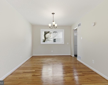 11100 Markwood Drive - Photo Thumbnail 3