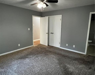 735 Prestige Boulevard - Photo Thumbnail 5