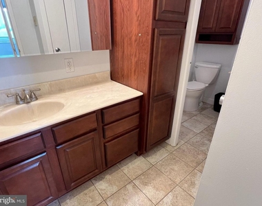11801 Rockville Pik - Photo Thumbnail 21