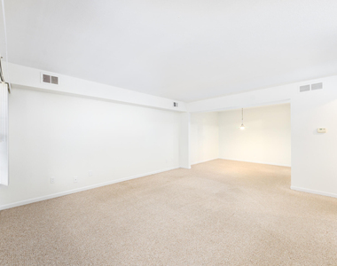 19130 Northridge Road - Photo Thumbnail 5