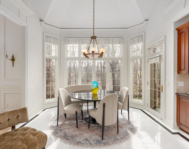 16646 Brooklane Boulevard - Photo Thumbnail 9