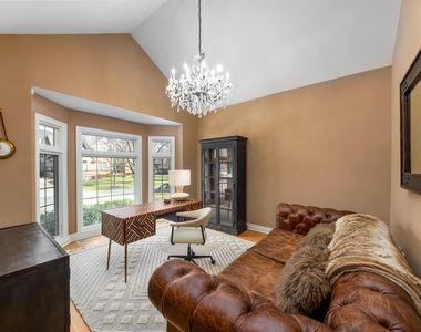 16646 Brooklane Boulevard - Photo Thumbnail 7