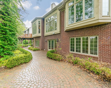 16646 Brooklane Boulevard - Photo Thumbnail 55