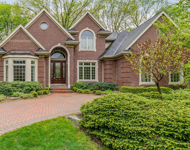 16646 Brooklane Boulevard - Photo Thumbnail 32