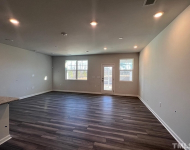 2143 Caen Street - Photo Thumbnail 4