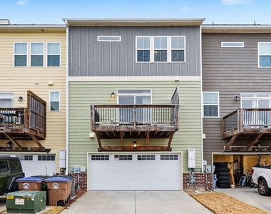512 Austin View Boulevard - Photo Thumbnail 20