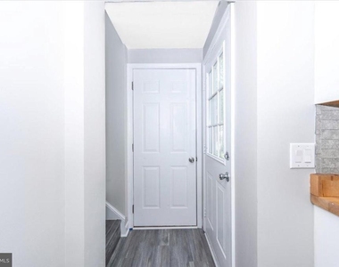 12284 Bandera Lane - Photo Thumbnail 18