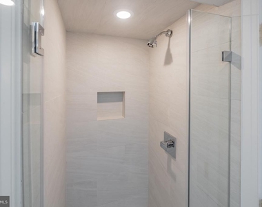 1351 Wisconsin Avenue Nw - Photo Thumbnail 13