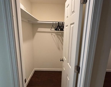6005 Eads Street Ne - Photo Thumbnail 16