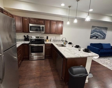 6005 Eads Street Ne - Photo Thumbnail 10