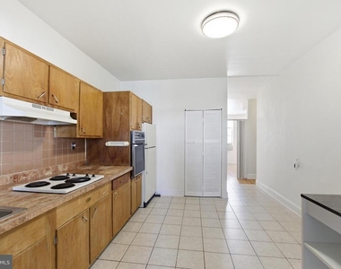 6 Barney Circle Se - Photo Thumbnail 5