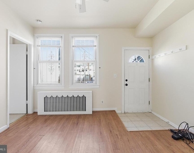 6 Barney Circle Se - Photo Thumbnail 7