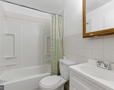6 Barney Circle Se - Photo Thumbnail 6