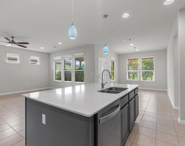 108 Calhoun Ln - Photo Thumbnail 13