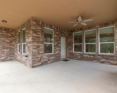108 Calhoun Ln - Photo Thumbnail 29