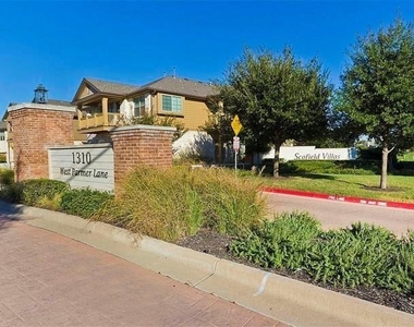 1310 W Parmer Ln - Photo Thumbnail 22