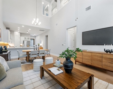 4323 Spicewood Springs Rd - Photo Thumbnail 12